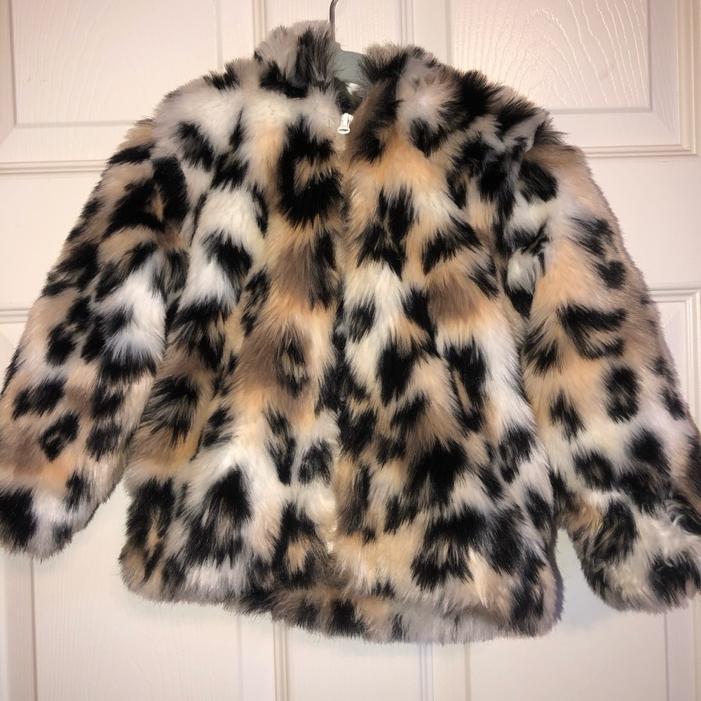 Fluffy leopard print zip up